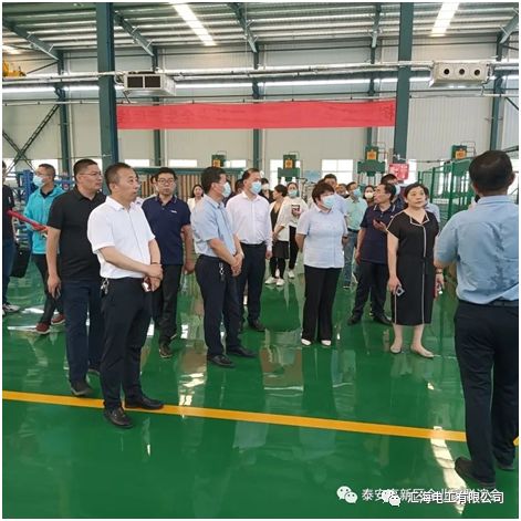加强联谊、共谋发展